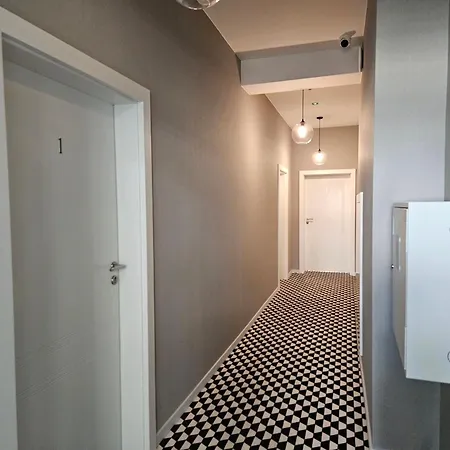 ゲストハウス Perlowy Dworek ベジヘロボ