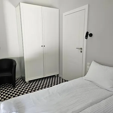 Perlowy Dworek ベジヘロボ