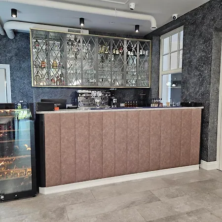 Perlowy Dworek ベジヘロボ