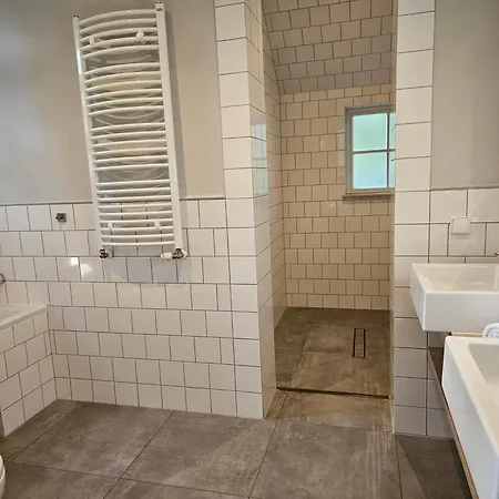 Perlowy Dworek ベジヘロボ