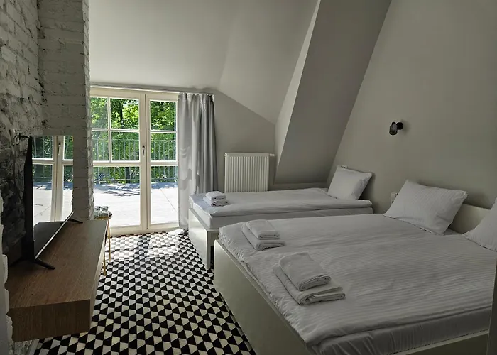 Pensionat Perlowy Dworek 3*